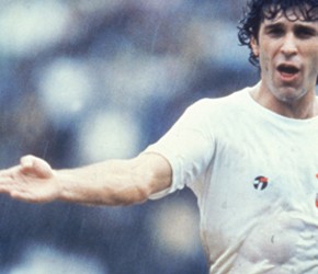 Roberio de Ogum acerta com pesar sua previsão da morte de Daniel Gonzáles em 1985. Previsão feita no programa Mino Carta. Veja: