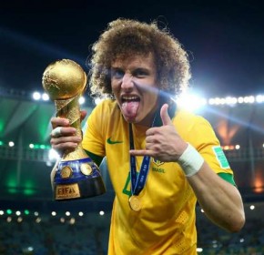 Robério de Ogum acerta de novo! Na estréia do Brasil sofre mas vence o primeiro jogo! leia matéria.Profetiza Brasil será campeão! click e leia matéria do Terra.