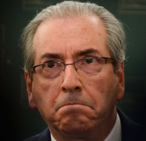 Roberio de Ogum acerta de novo: Cunha renunciou!